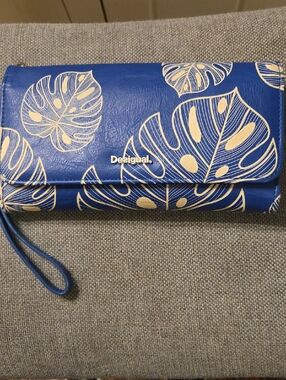 Desigual Blue Tropical Leaf Wristlet Wallet
